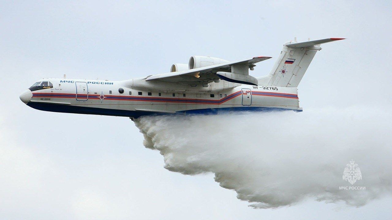 Вы сейчас просматриваете Авиация МЧС России оказывает помощь в тушении природных пожаров в Турецкой Республике